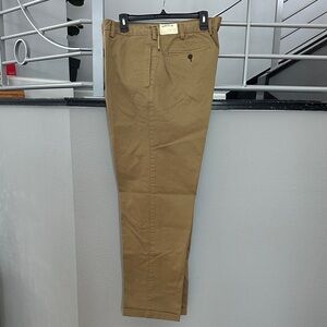 Orvis Men's Khaki Chinos